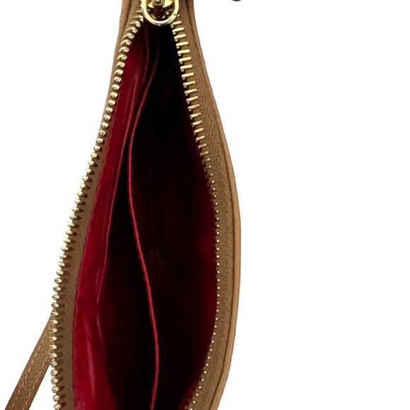 Dooney & Bourke NEW Leather Wristlet In Tan Camel - Picture 6 of 13